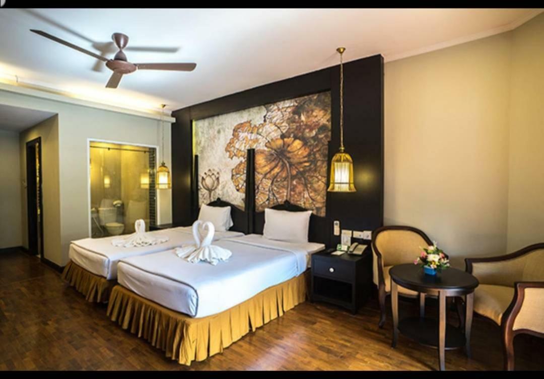 Suan Bua Hotel & Resort Ban Pong  Eksteriør billede